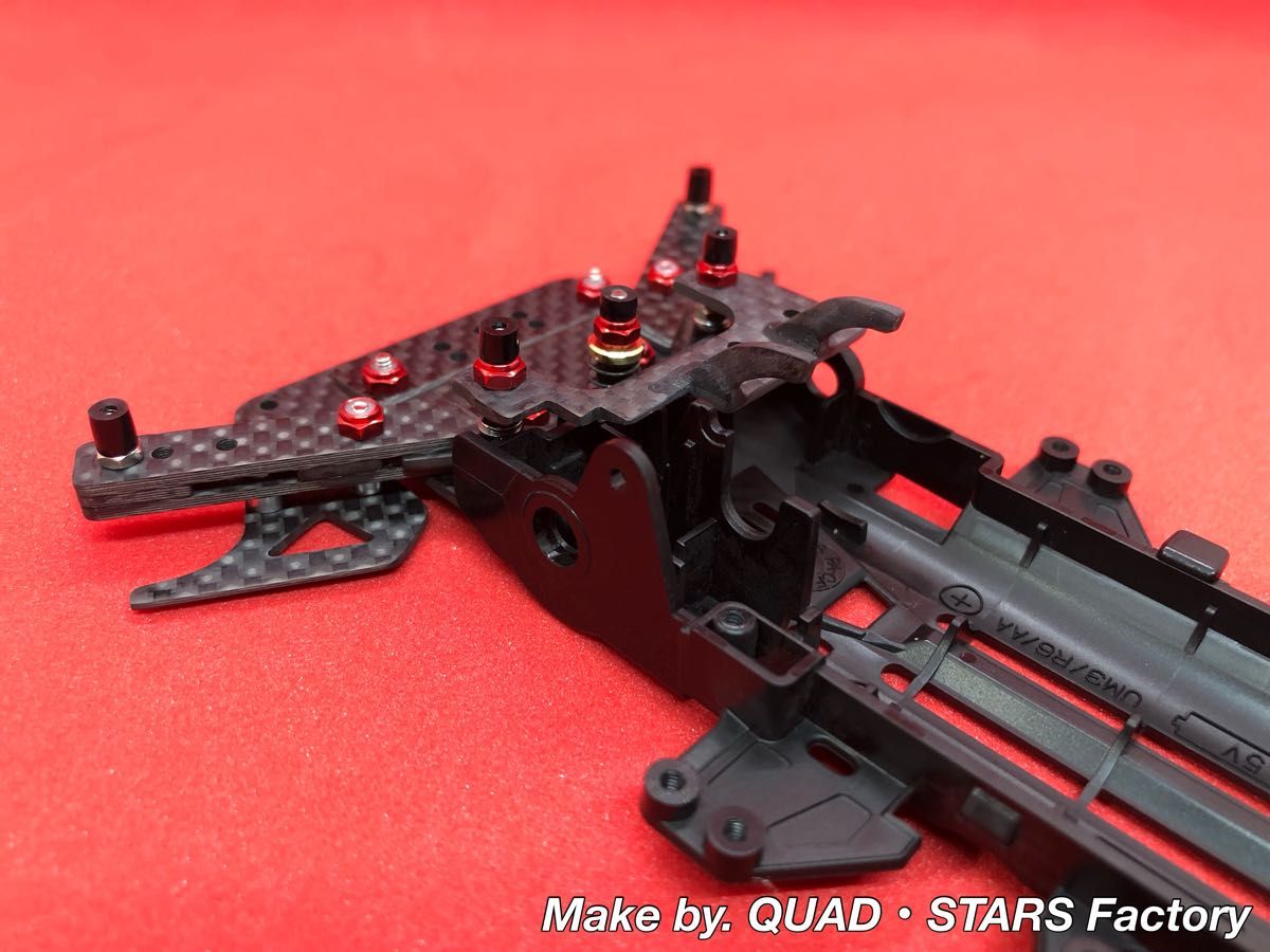 ミニ四駆・VZシャーシ用】1軸リヤアンカー/19mmローラー対応+ ミニ四駆・VZシャーシ用】1軸リヤアンカー/19mmローラー対応+