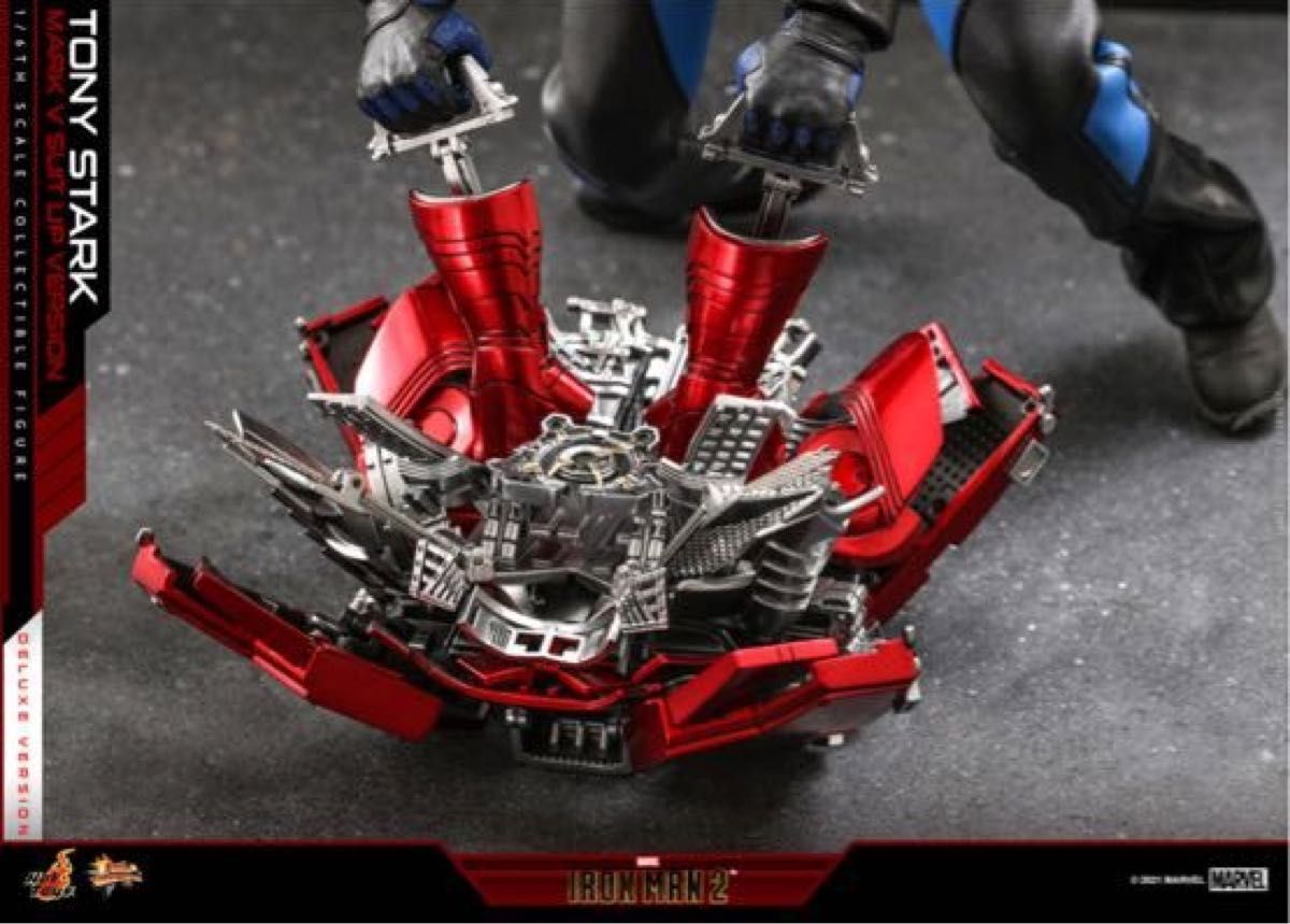 ホットトイズ】「アイアンマン2」1/6スケールフィギュア ホットトイズ】「アイアンマン2」1/6スケールフィギュア
