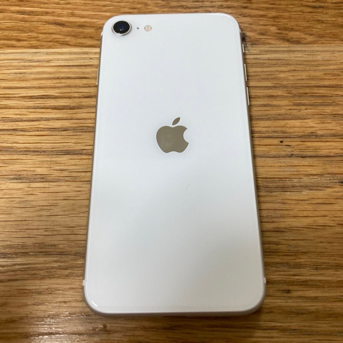iPhoneSE 第二世代 ホワイト 128GB 画面割れ 画面割れ 傷あり】Apple iPhone SE(第2世代) 128GB ホワイト SIM