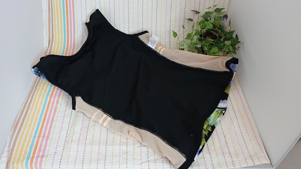 * large size * large floral print. tankini swimsuit * on * black *15LL* sun e Origin ( stock )*