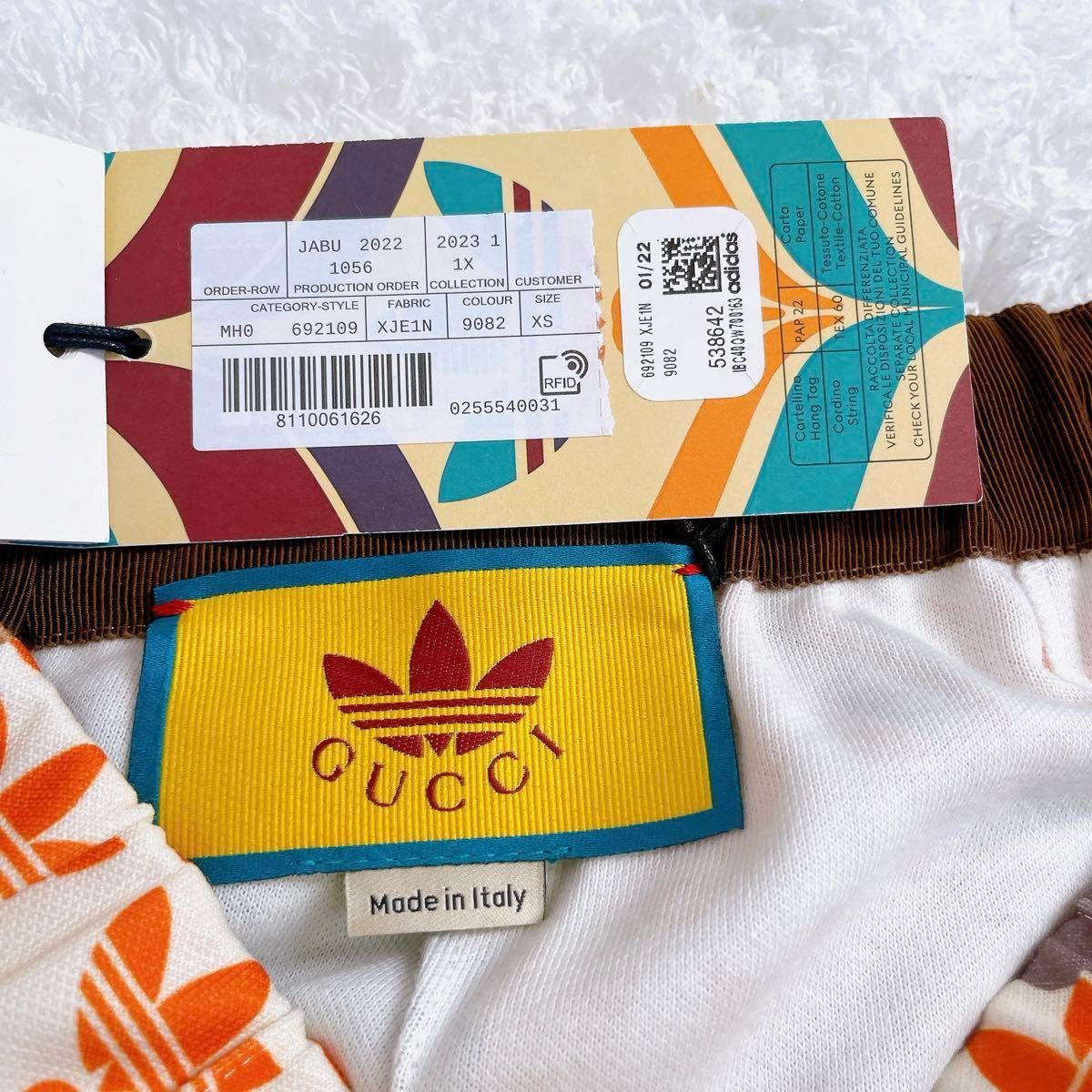 新品】adidas×GUCCI セットアップ ジャージ上下 花柄 アディダス 新品】adidas×GUCCI セットアップ ジャージ上下 花柄 アディダス