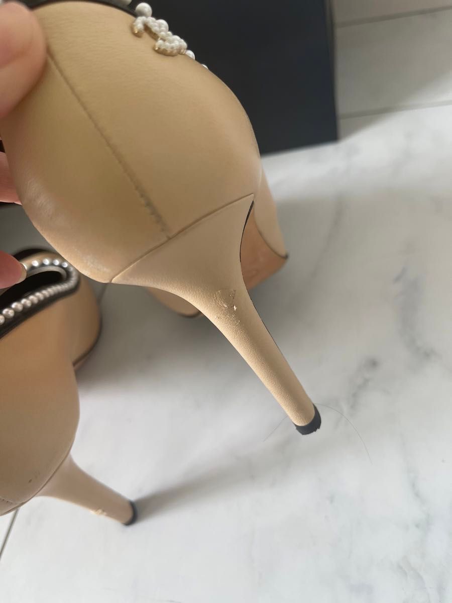 【一目惚れ級!】CHANEL パール装飾パンプス 上品 CHANEL パンプスベージュ8センチヒール