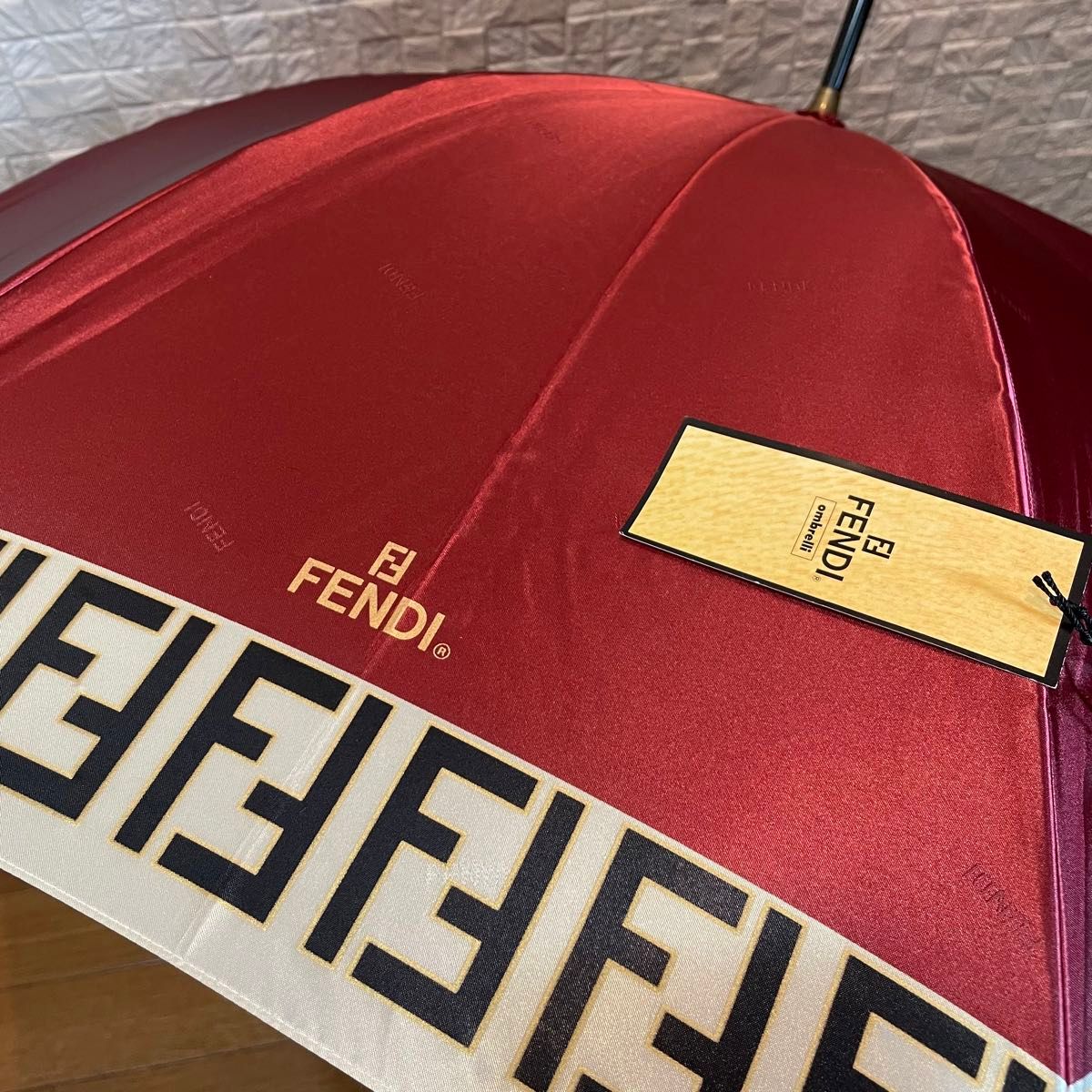 新品タグ付 FENDI(フェンディ) 長傘 ①|Yahoo!フリマ(旧 新品タグ付 FENDI(フェンディ) 長傘 ①|Yahoo!フリマ(旧