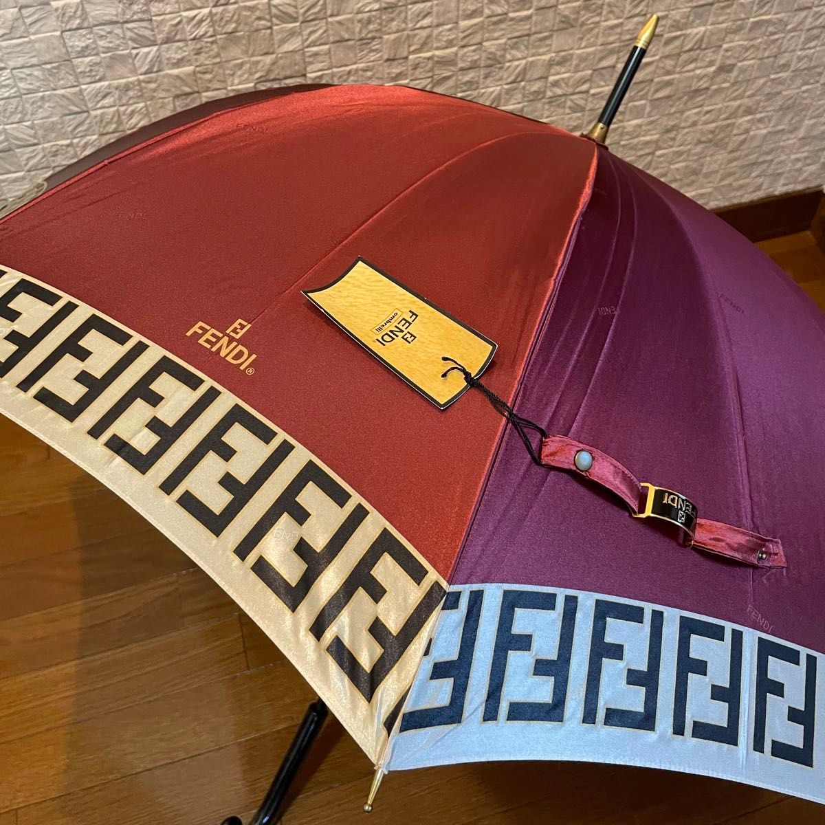 新品タグ付 FENDI(フェンディ) 長傘 ②|Yahoo!フリマ(旧 新品タグ付 FENDI(フェンディ) 長傘 ②|Yahoo!フリマ(旧