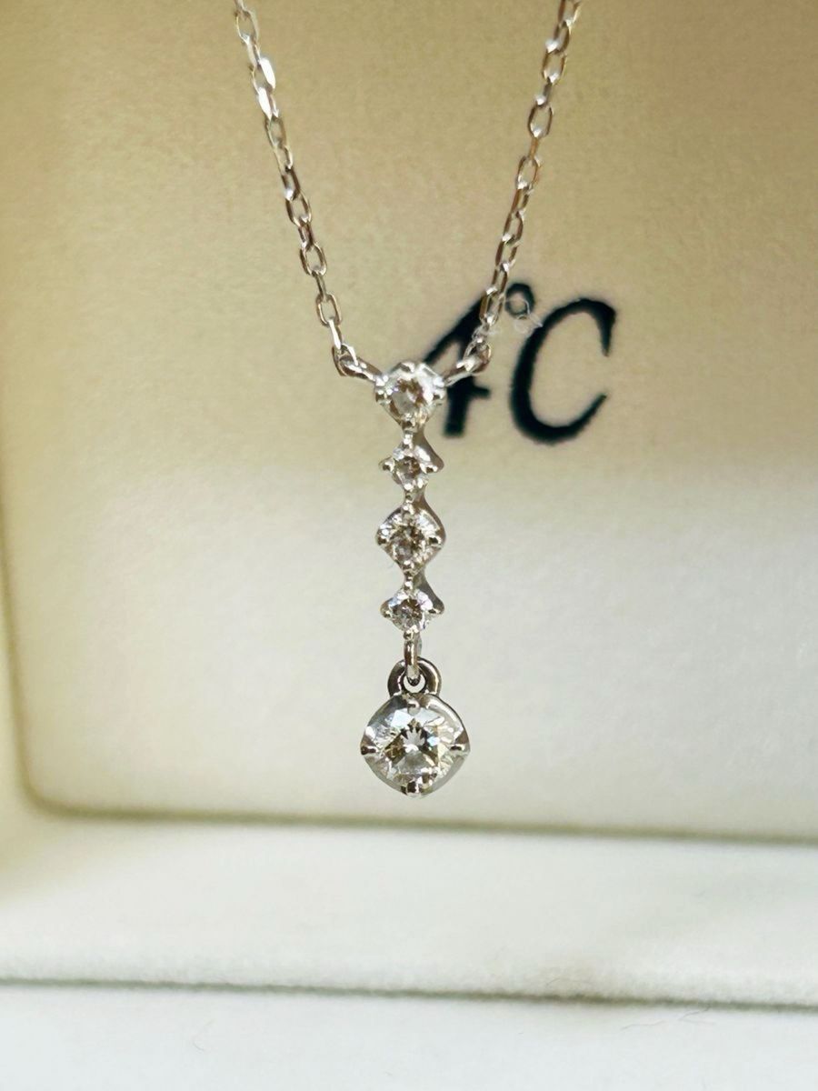 4°Cプラチナ ダイヤモンドネックレス 5連ダイヤ ヨンドシー 4°Cプラチナ ダイヤモンドネックレス 5連ダイヤ ヨンドシー