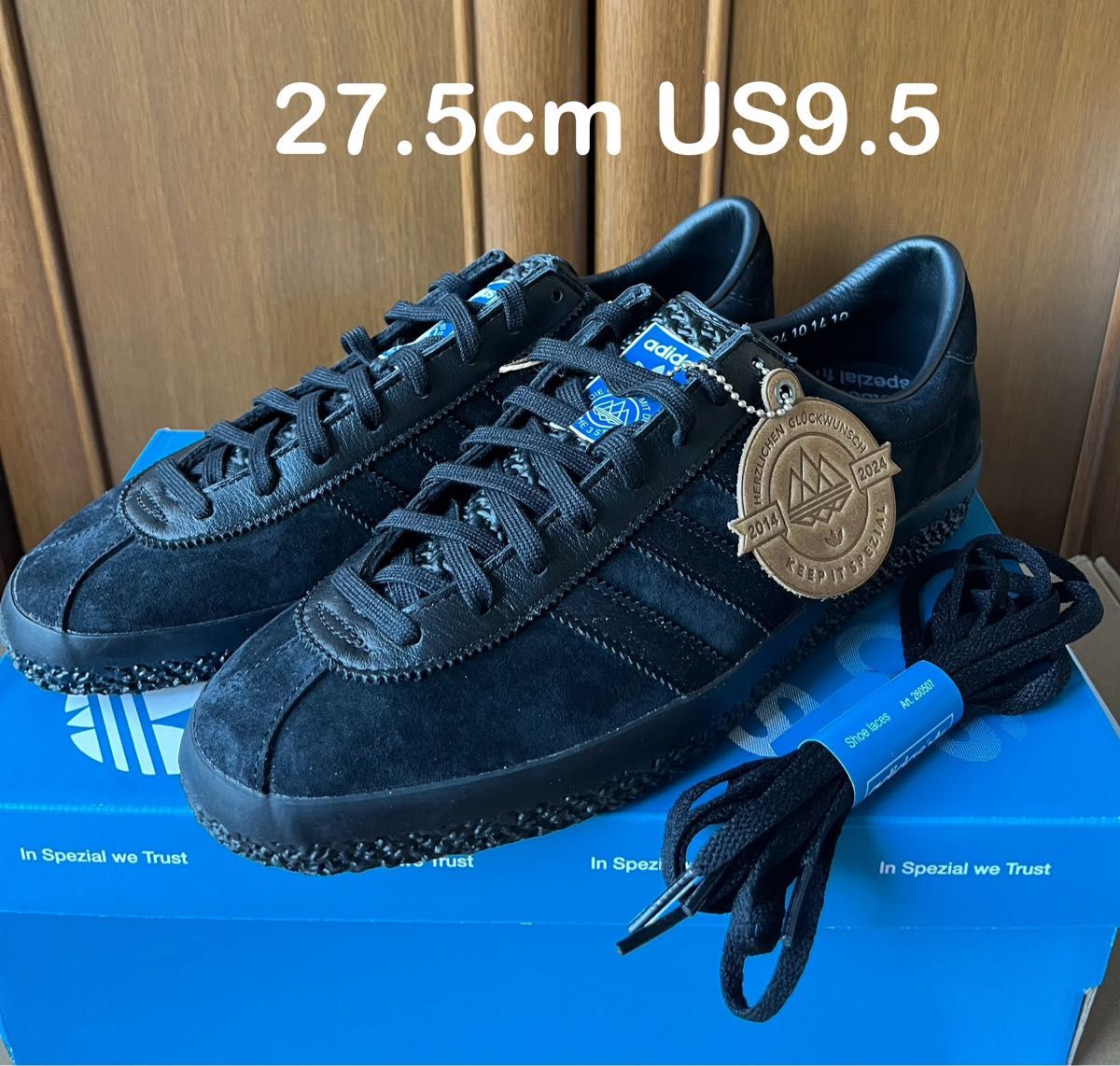 adidas Gazelle SPZL アディダス ガゼル スペツィアル トリプル adidas Gazelle SPZL アディダス ガゼル スペツィアル トリプル