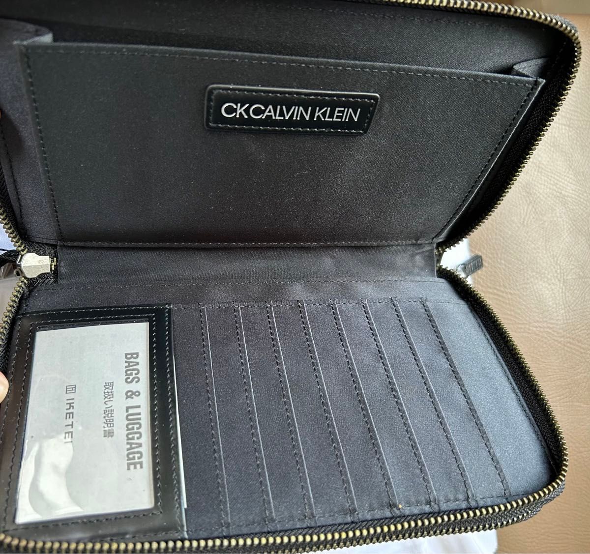 新品タグ付 カルバンクライン オーガナイザー セカンドバッグ 長 新品タグ付 カルバンクライン オーガナイザー セカンドバッグ 長