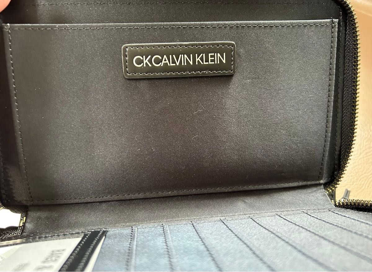 新品タグ付 カルバンクライン オーガナイザー セカンドバッグ 長 新品タグ付 カルバンクライン オーガナイザー セカンドバッグ 長