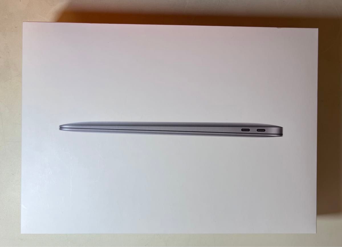 MacBook Air Apple シルバー 保護シート付き M1-8コアGPU/512GB MacBook Air Apple シルバー 保護シート付き M1-8コアGPU/512GB