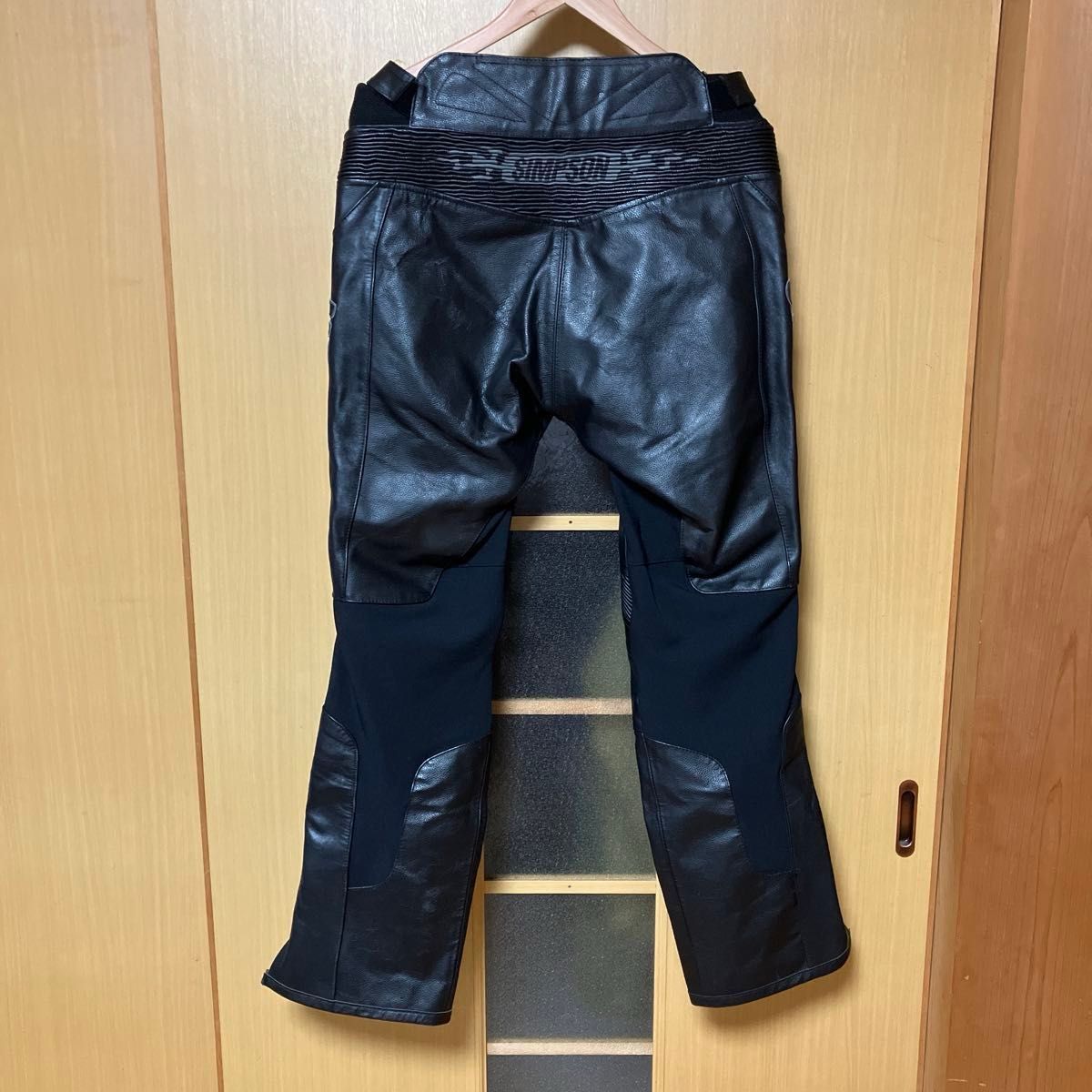 SIMPSON シンプソン 本革 牛革 レザーパンツ LLサイズ ブーツ SIMPSON シンプソン 本革 牛革 レザーパンツ LLサイズ ブーツ