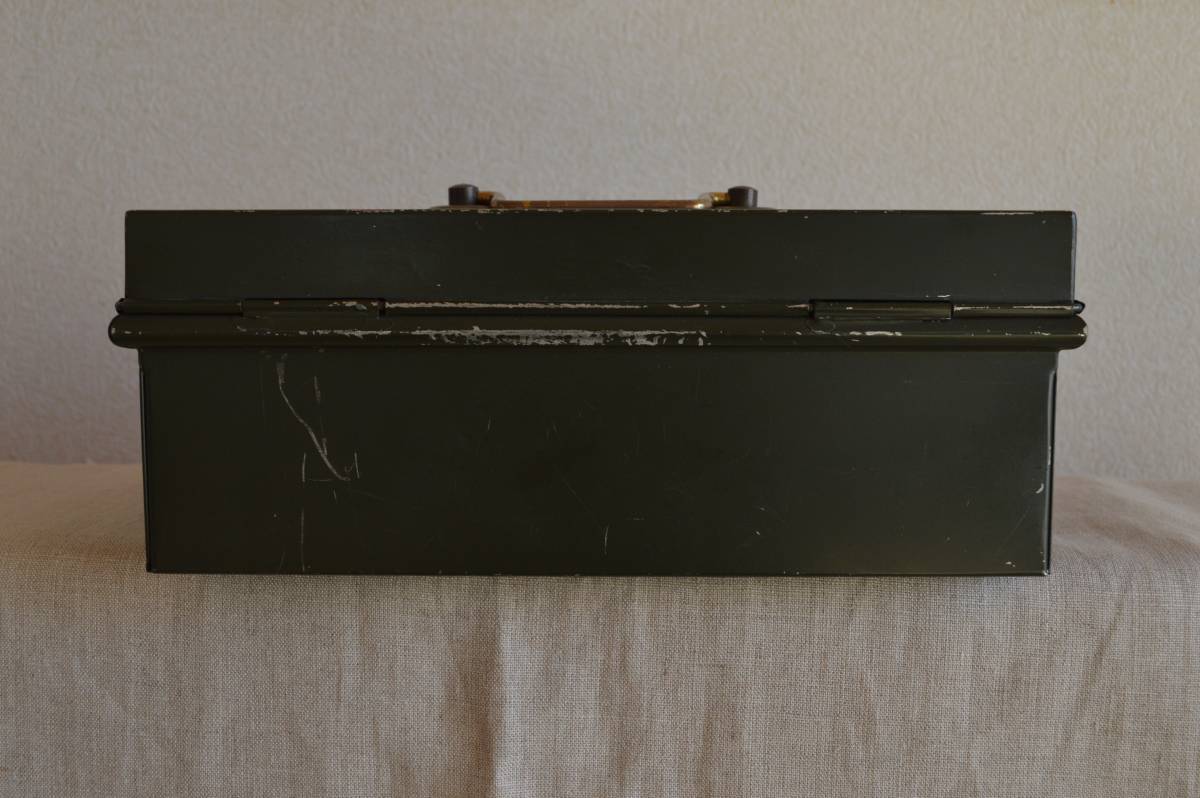  steel box Vintage Vintage Англия Британия античный steel кейс 7J02