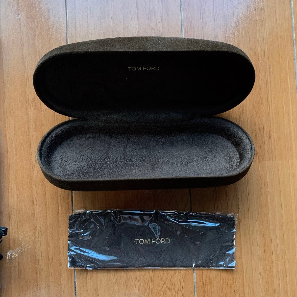 新品未使用】Ron Herman × TOM FORD 別注限定サングラス|Yahoo 新品未使用】Ron Herman × TOM FORD 別注限定サングラス|Yahoo