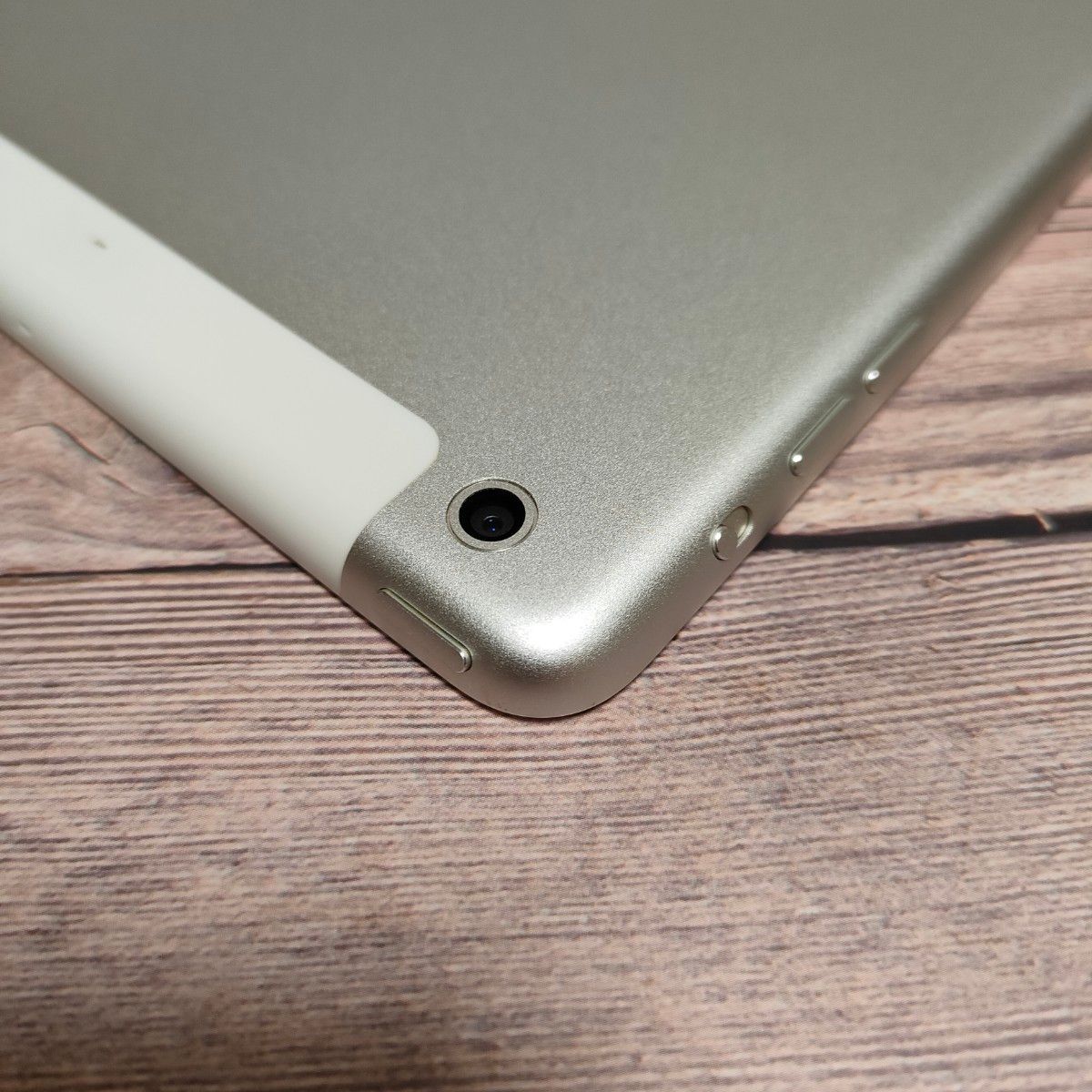 iPad mini 第2世代 16GB シルバー セルラーモデル 極美品|Yahoo iPad mini 第2世代 16GB シルバー セルラーモデル 極美品|Yahoo