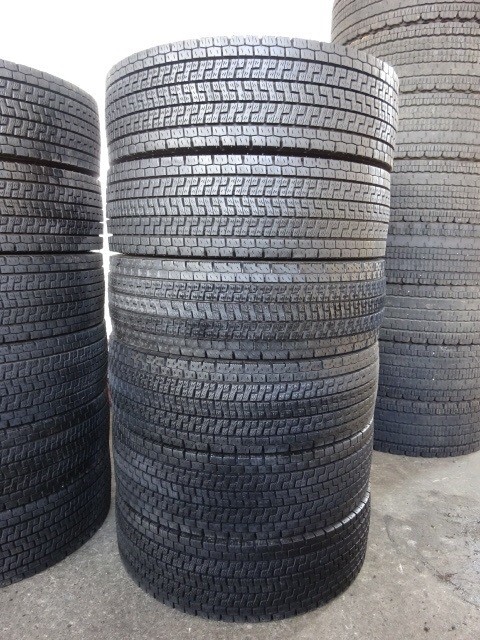Yahoo!オークション - 215/70R17.5 123/121J ヨコハマ ZEN903ZW Yahoo!オークション - 215/70R17.5 123/121J ヨコハマ ZEN903ZW