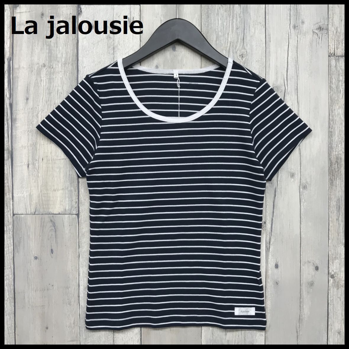  unused goods tag attaching la jalousiejelasi- Logo badge embroidery border total pattern T-shirt cut and sewn navy white 3