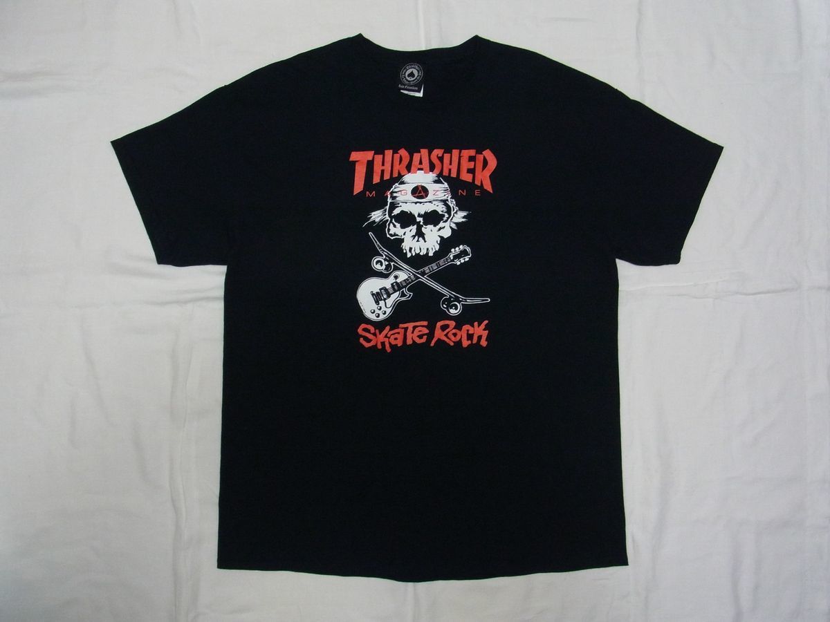 ☆美品☆ THRASHER MAGAZINE スラッシャー・マガジン SKATE ROCK SKULL スケート ロック スカル Tシャツ sizeXL 黒 ☆USA古着 ハードコア_画像1