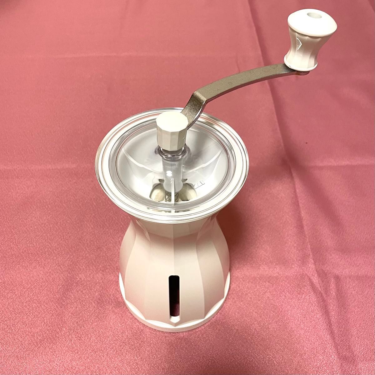 貝印 ミカフェート ザ・コーヒーミル スノーホワイト Kai House 貝印 ミカフェート ザ・コーヒーミル スノーホワイト Kai House