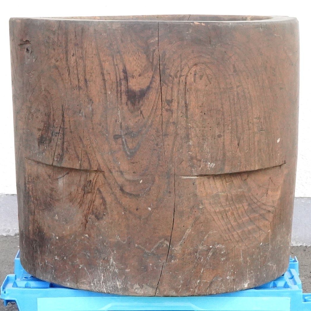 NA7843 直接引き取り可 臼 うす 欅 けやき お正月 餅つき 蔵出し NA7843 直接引き取り可 臼 うす 欅 けやき お正月 餅つき 蔵出し