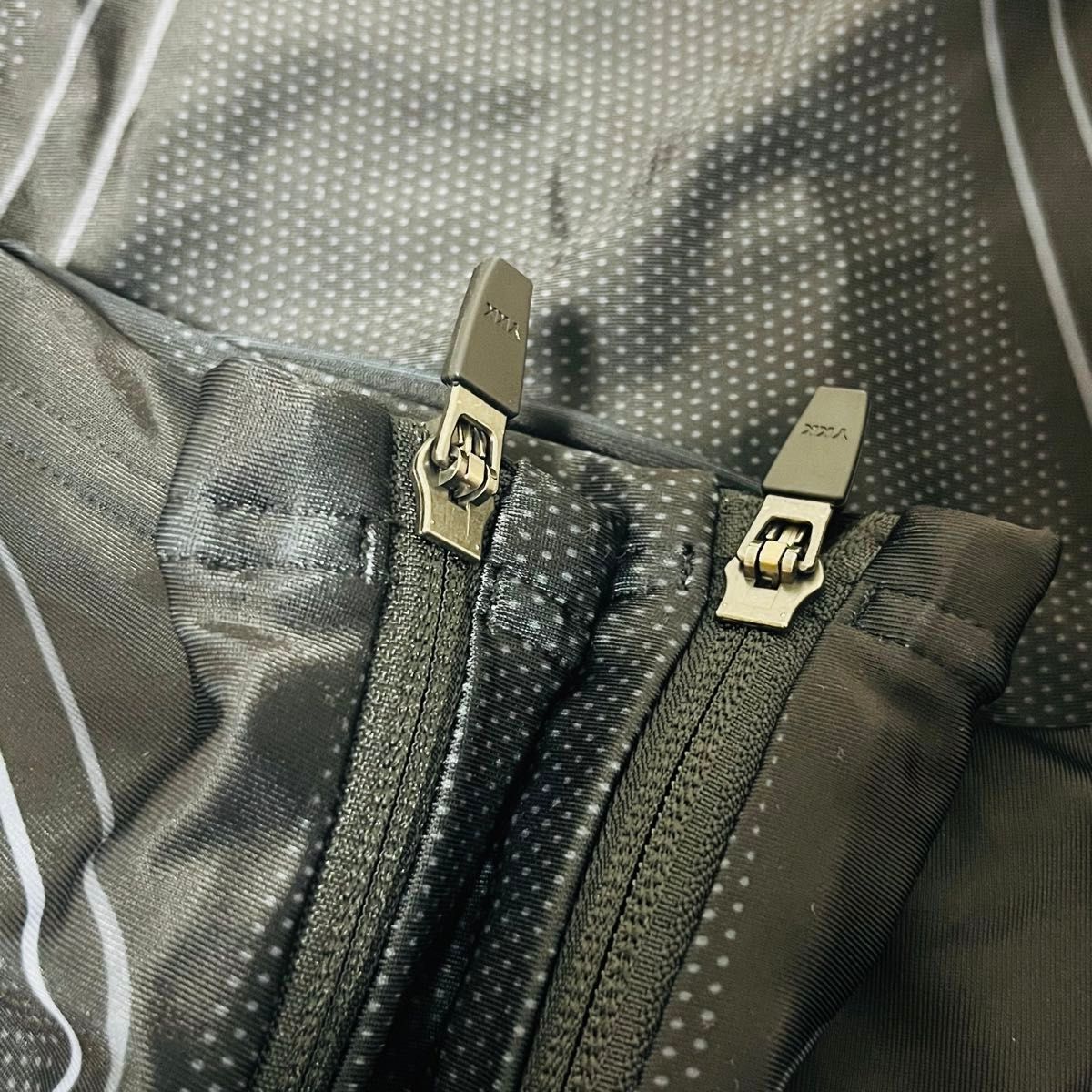 美品】シックスパッド パワースーツ メンズSサイズ 上下セット 美品】シックスパッド パワースーツ メンズSサイズ 上下セット