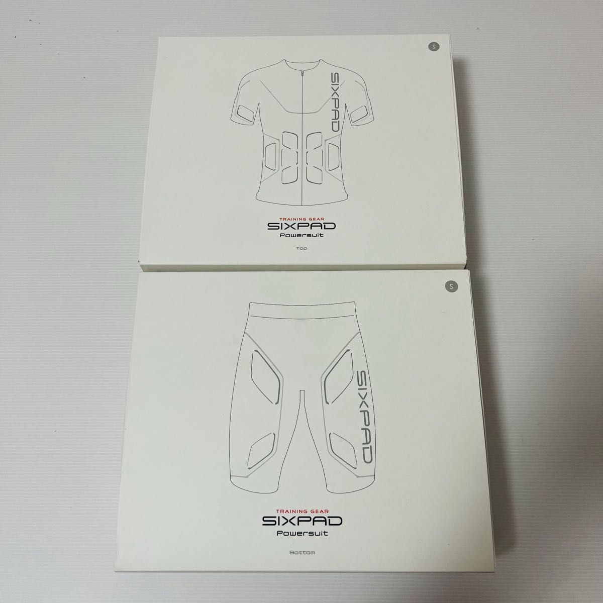 美品】シックスパッド パワースーツ メンズSサイズ 上下セット 美品】シックスパッド パワースーツ メンズSサイズ 上下セット