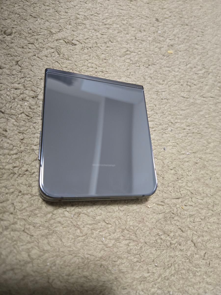 ジャンク品】Samsung|Galaxy Z Flip5 256GB|SIMフリー|SM ジャンク品】Samsung|Galaxy Z Flip5 256GB|SIMフリー|SM