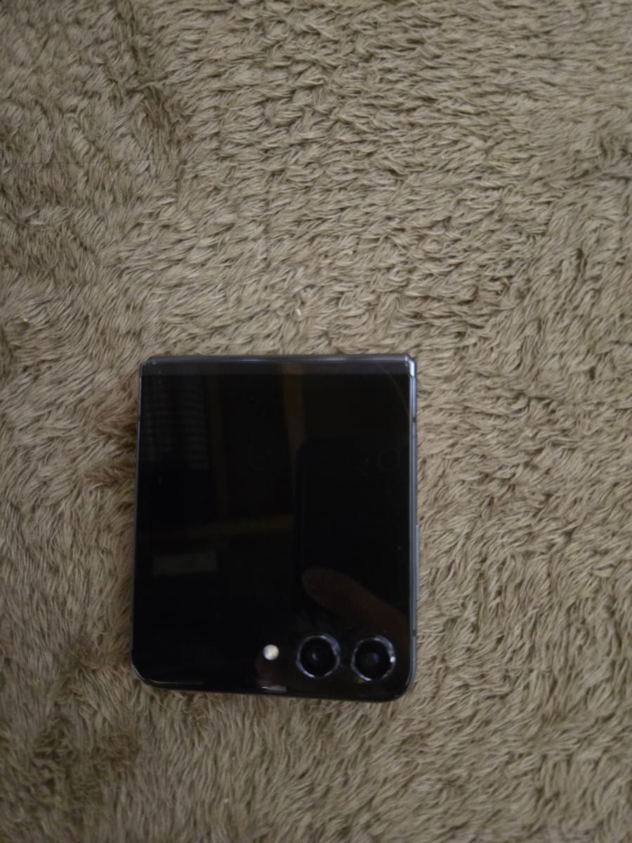 ジャンク品】Samsung|Galaxy Z Flip5 256GB|SIMフリー|SM ジャンク品】Samsung|Galaxy Z Flip5 256GB|SIMフリー|SM