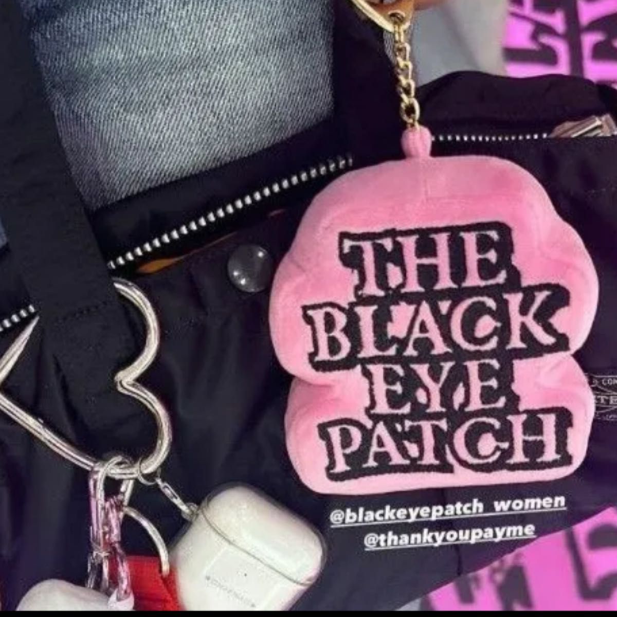 black eye patch women モコモコ キーホルダー black eye patch women モコモコ キーホルダー