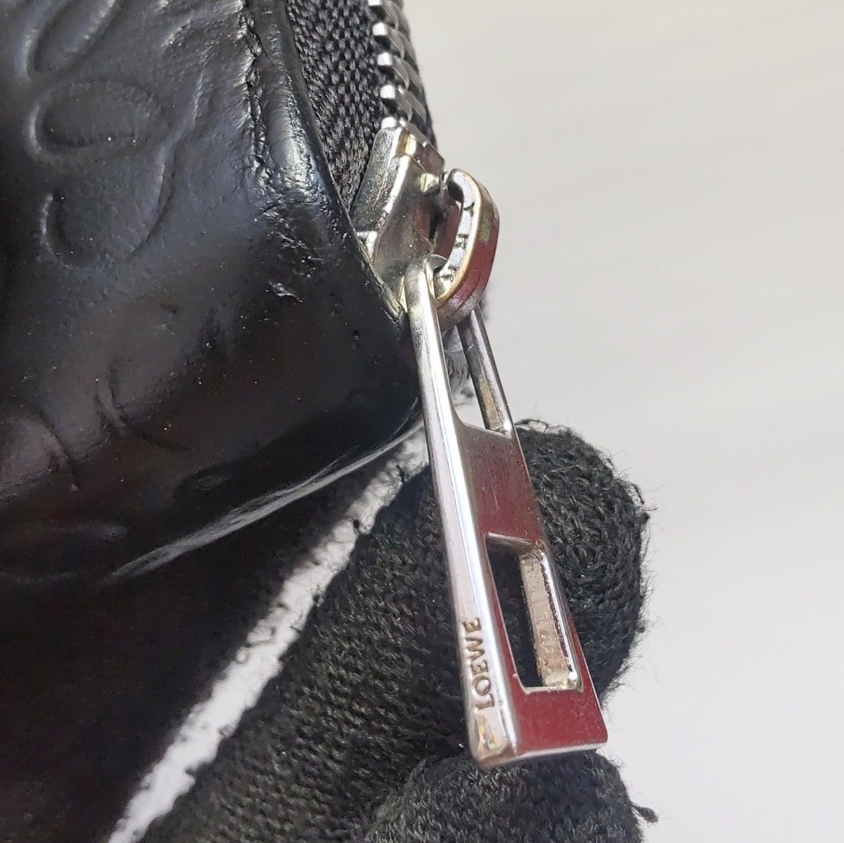 LOEWE ロエベ 財布 長財布 ラウンドファスナー レザー ブラック LOEWE ロエベ 財布 長財布 ラウンドファスナー レザー ブラック
