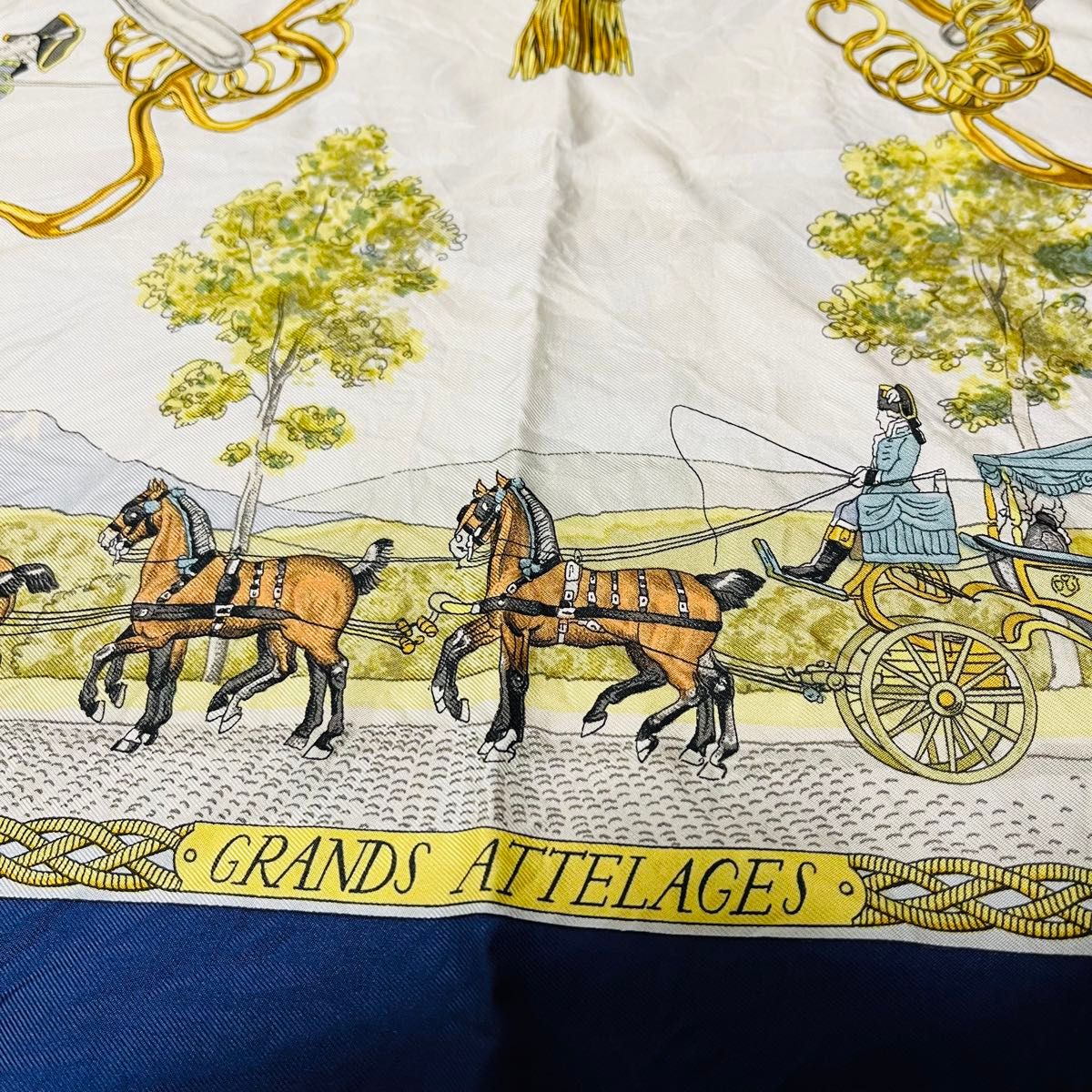 楽天市場】HERMES エルメス Carre 90 Scarf カレ90 スカーフ 楽天市場】HERMES エルメス Carre 90 Scarf カレ90 スカーフ
