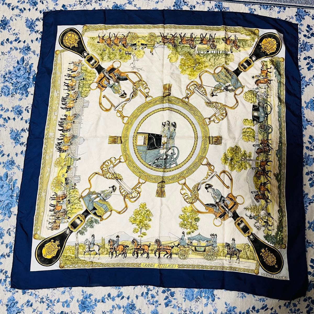エルメス HERMES カレ90『GRANDS ATTELAGES』大判 シルク エルメス HERMES カレ90『GRANDS ATTELAGES』大判 シルク