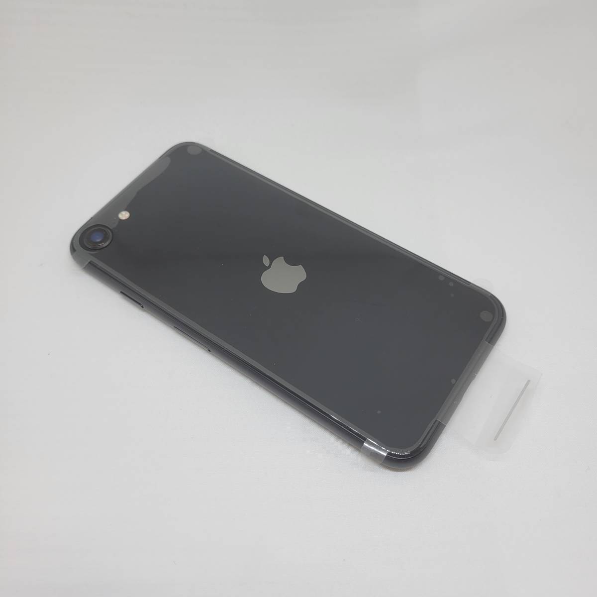 新品同等 iPhone SE 第2世代 64GB ブラック A2275 北米版 SIM 新品同等 iPhone SE 第2世代 64GB ブラック A2275 北米版 SIM