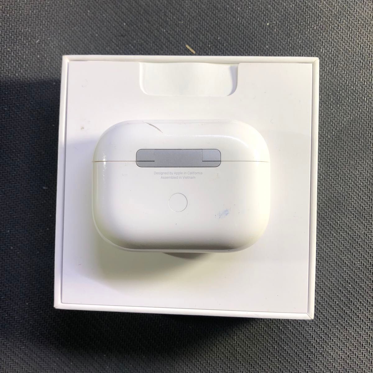 Apple AirPods Pro 第1世代 充電ケース Apple正規品|Yahoo Apple AirPods Pro 第1世代 充電ケース Apple正規品|Yahoo