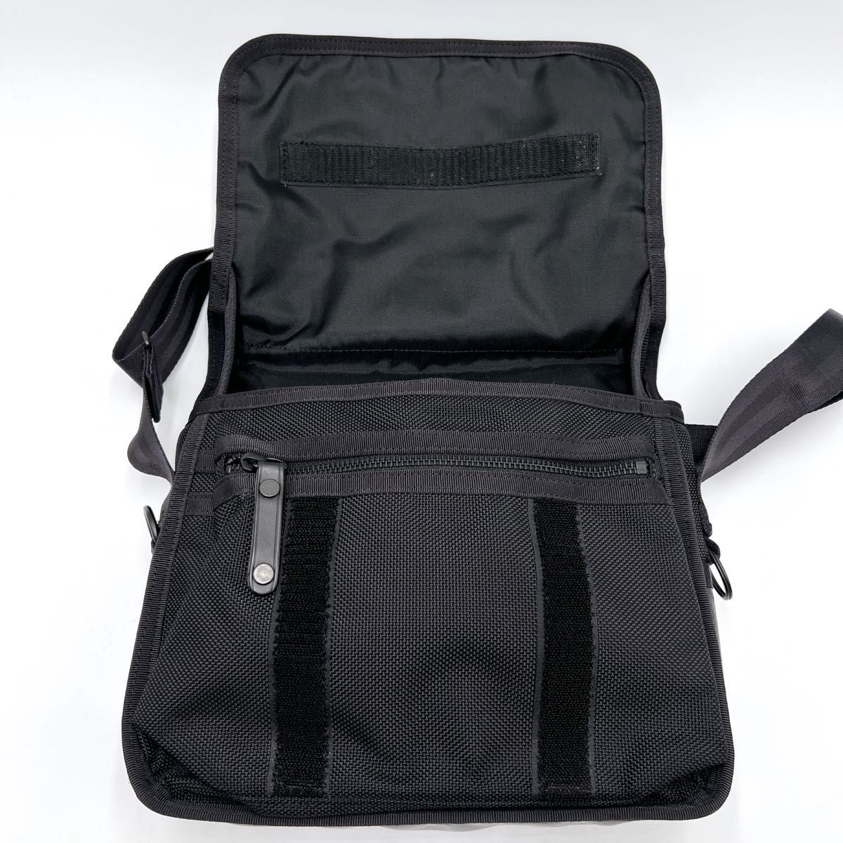 美品】PORTER ポーター ショルダーバッグ ヒートHEAT ブラック 美品】PORTER ポーター ショルダーバッグ ヒートHEAT ブラック