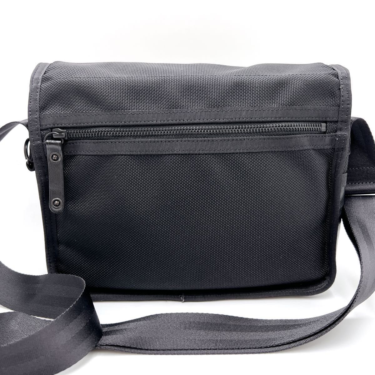 美品】PORTER ポーター ショルダーバッグ ヒートHEAT ブラック 美品】PORTER ポーター ショルダーバッグ ヒートHEAT ブラック