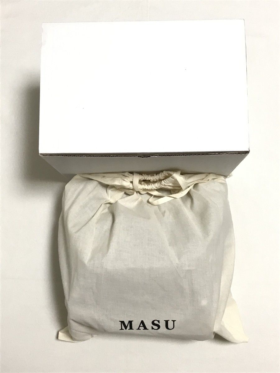MASU 24AW LEATHER CAKE BAG 黒 ブラック ラージ 大 エム MASU 24AW LEATHER CAKE BAG 黒 ブラック ラージ 大 エム