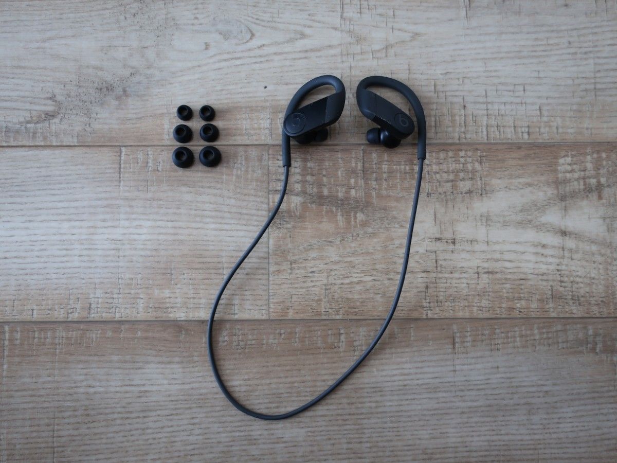 人気 格安 beats Powerbeats 高音質ワイヤレスイヤホン 黒 人気 格安 beats Powerbeats 高音質ワイヤレスイヤホン 黒