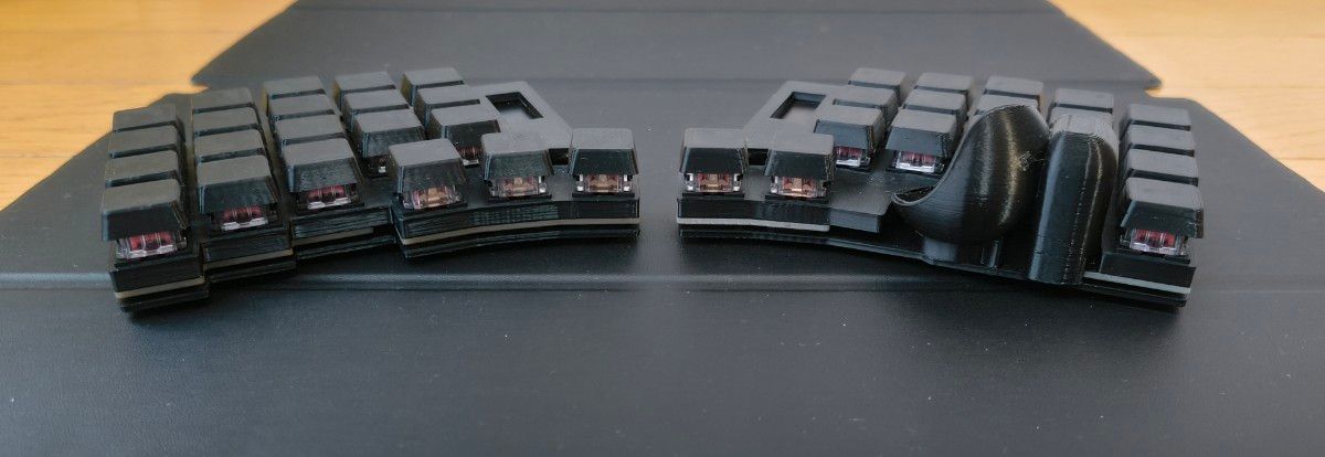 トラックボール付き 分割メカニカルキーボード Keyball39 黒 XDA トラックボール付き 分割メカニカルキーボード Keyball39 黒 XDA