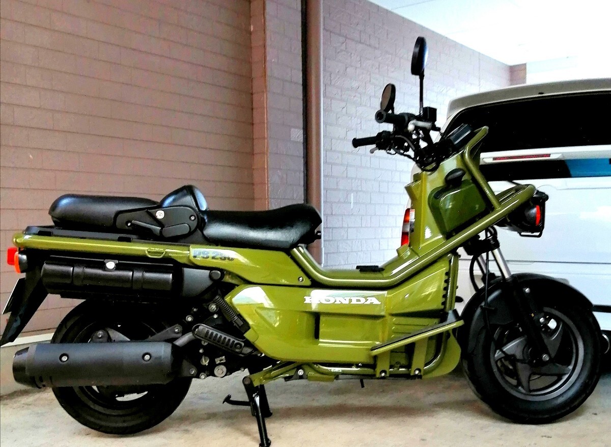 ホンダPS250後期ヘッドライト Yahoo!オークション - 絶版車 【ホンダPS250後期MF09角型ヘッド