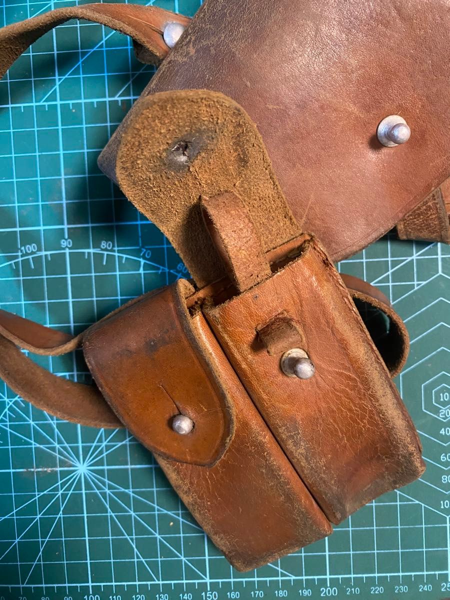 実物中古 トカレフ・54式拳銃用ホルスター ショルダーベルト W 実物中古 トカレフ・54式拳銃用ホルスター ショルダーベルト W