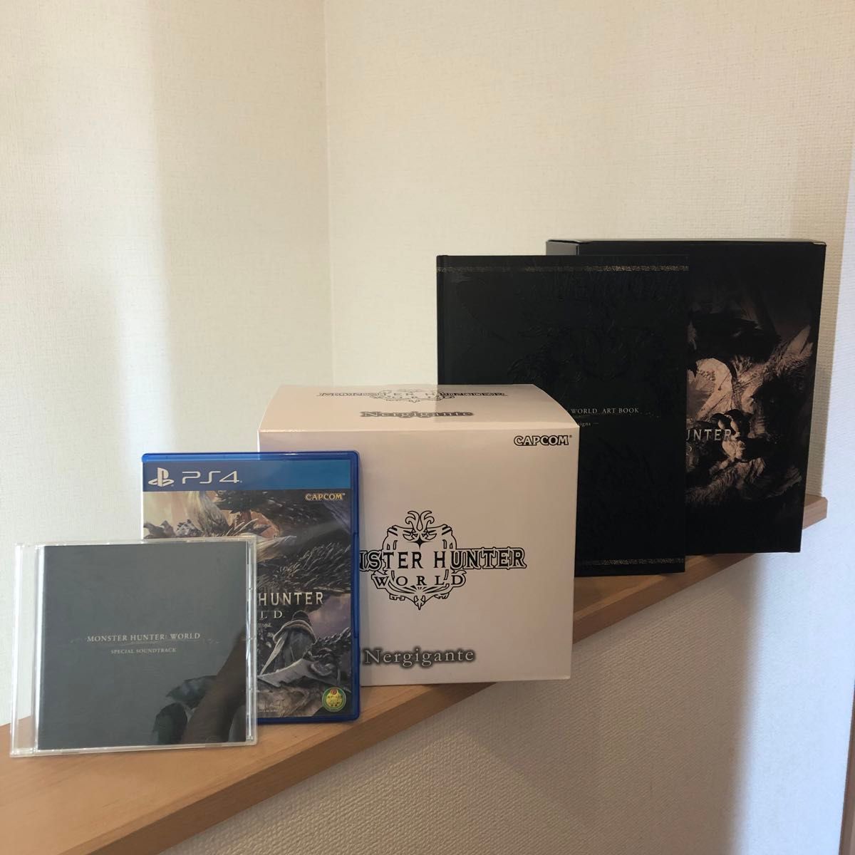 PS4 モンスターハンター ワールド コレクターズ・エディション PS4 モンスターハンター ワールド コレクターズ・エディション