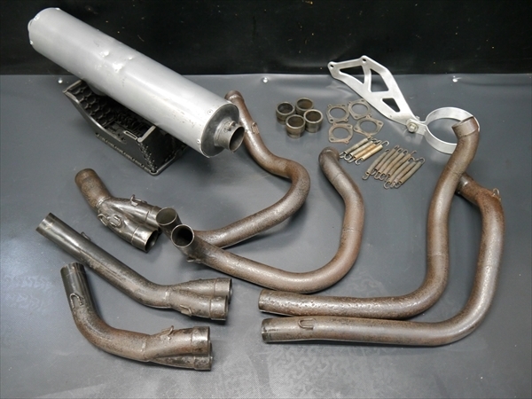 Yahoo!オークション - R62292 RVF400 NC35 ホンダワールド製 Yahoo!オークション - R62292 RVF400 NC35 ホンダワールド製