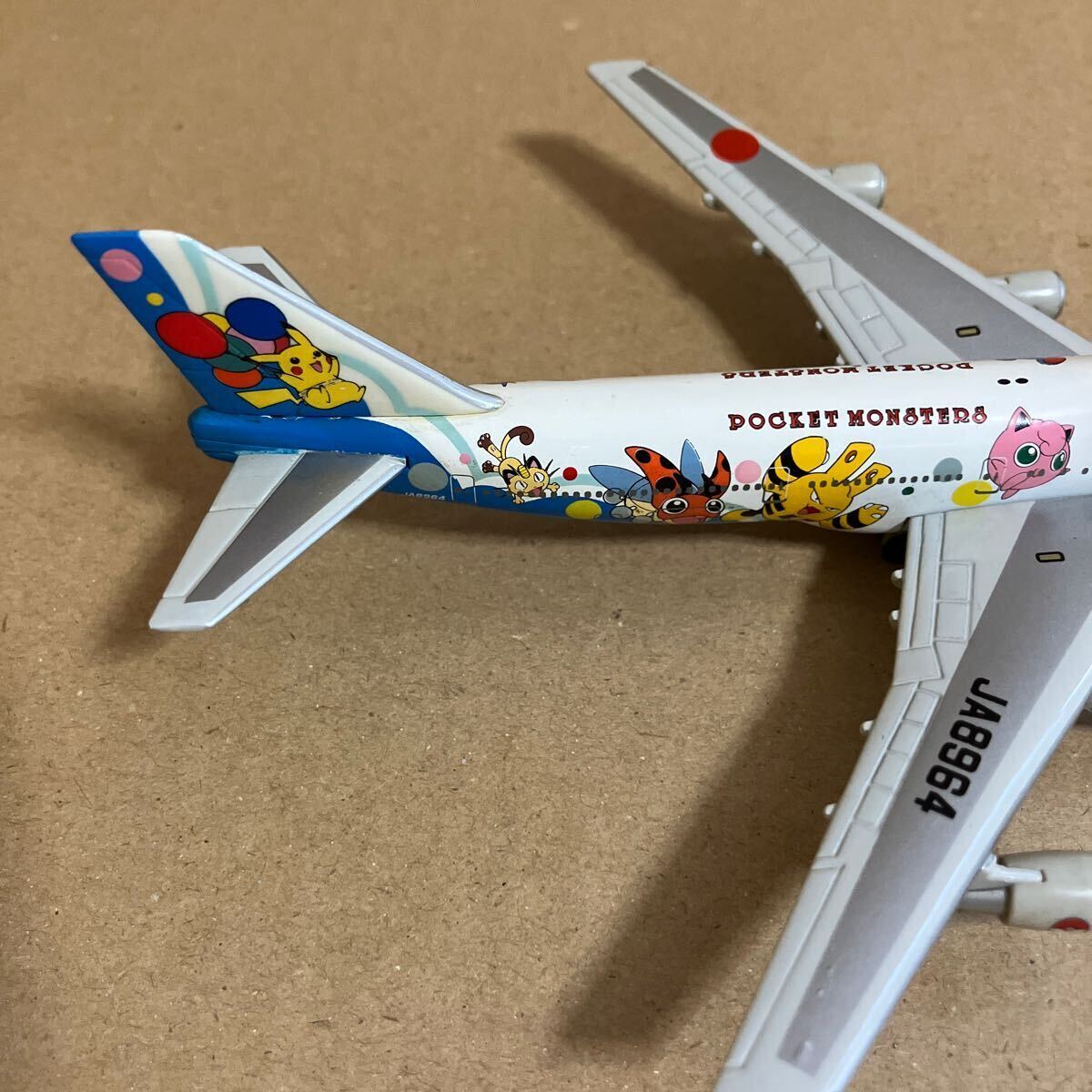 全日空商事 1/500 B747-400 ANA ポケモンジェット お花ジャンボ 全日空商事 1/500 B747-400 ANA ポケモンジェット お花ジャンボ