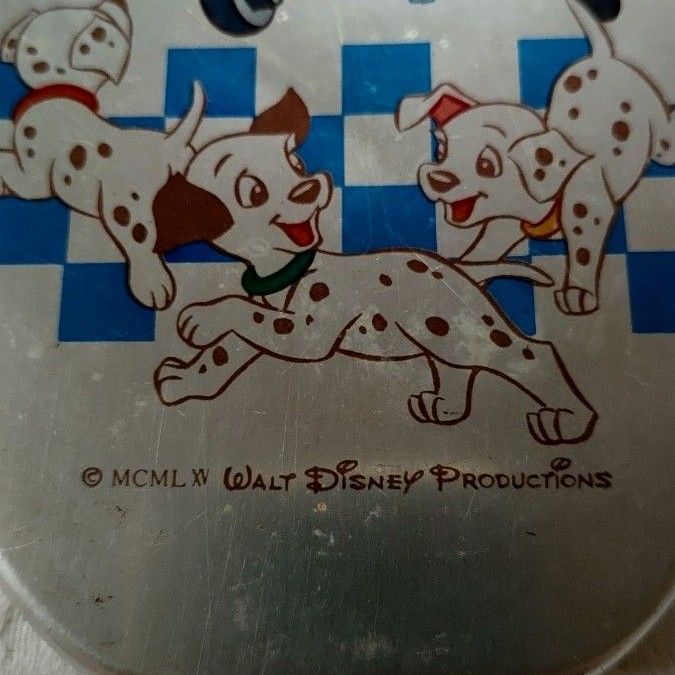 Walt Disney 101匹ワわんちゃん アルマイト弁当箱 昭和レトロ Walt Disney 101匹ワわんちゃん アルマイト弁当箱 昭和レトロ
