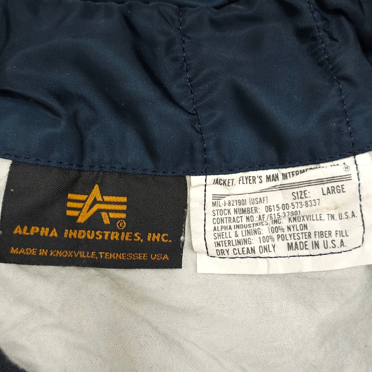 USA製ALPHAアルファ MA-1フライトジャケットLヴィンテージ USA製ALPHAアルファ MA-1フライトジャケットLヴィンテージ