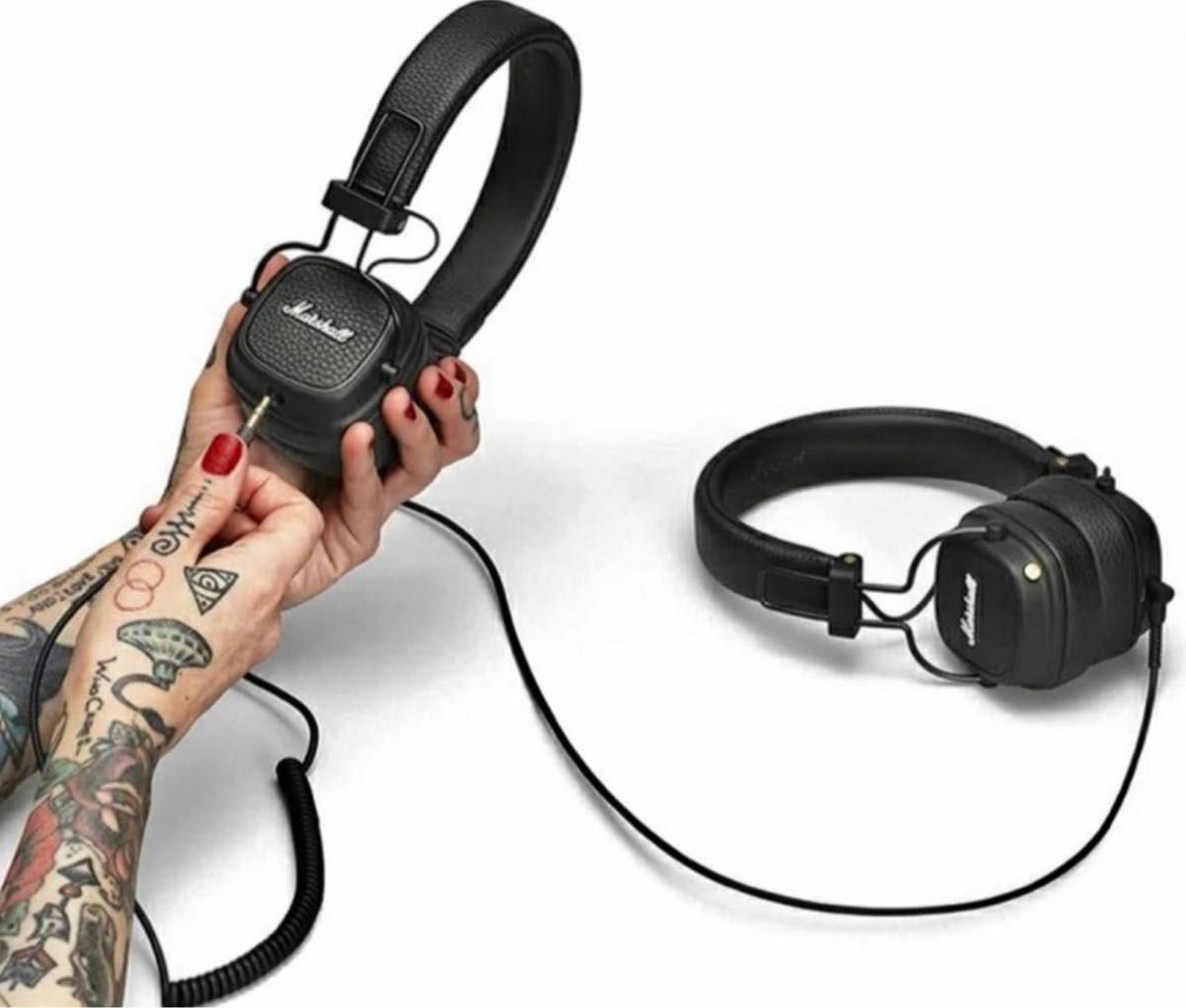 新品未開封】マーシャル ワイヤレスヘッドホン3 茶色 Marshall 新品未開封】マーシャル ワイヤレスヘッドホン3 茶色 Marshall