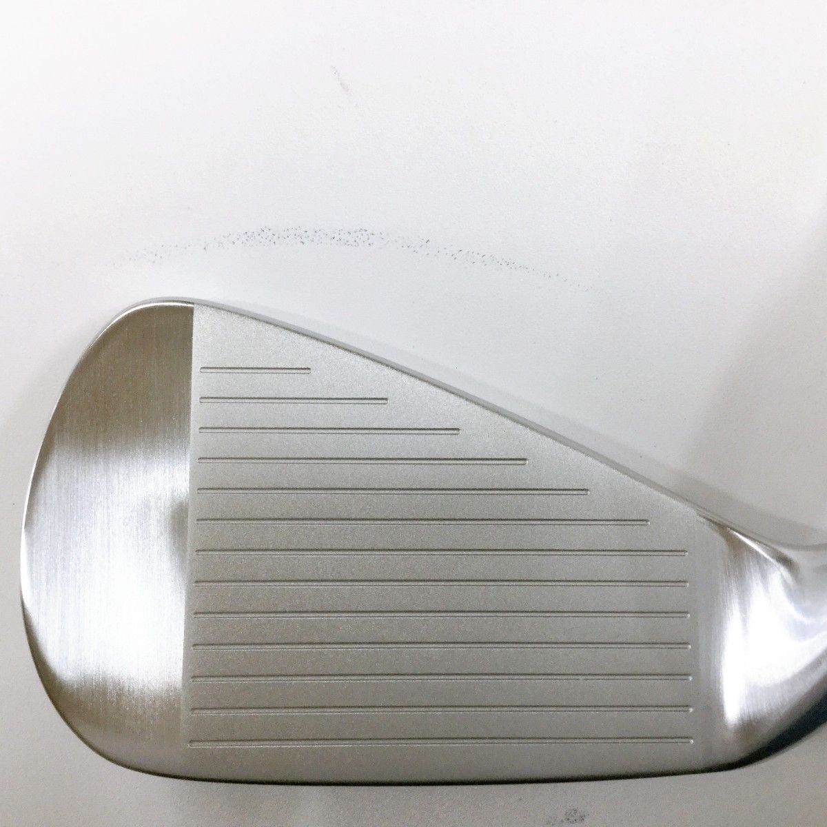 新品・未使用品】シャフトが選べる3種類 軟鉄CNC鍛造 8本組 新品・未使用品】シャフトが選べる3種類 軟鉄CNC鍛造 8本組