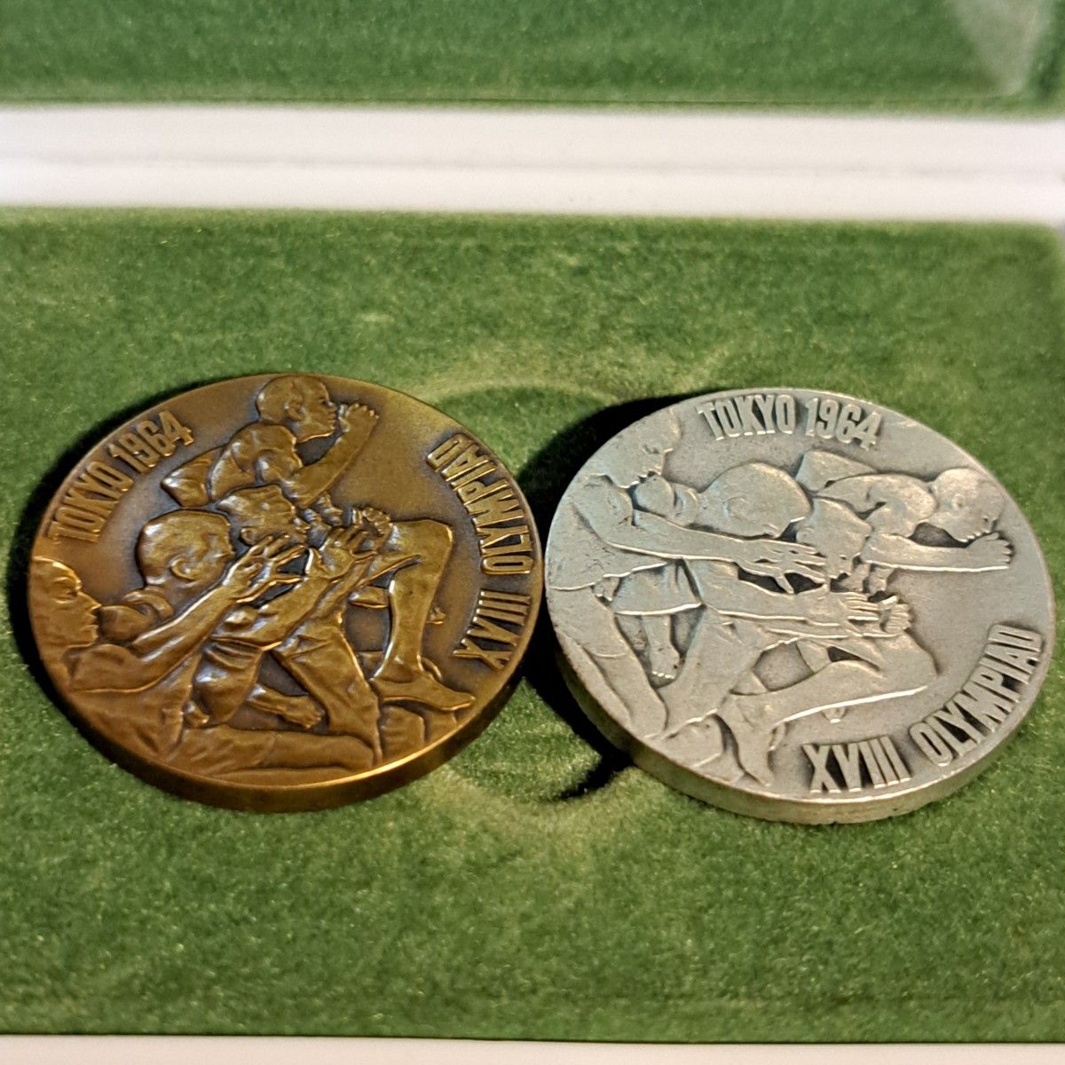 1964年東京オリンピック 銀メダル 銅メダル 品位SV925 丹銅 記念 1964年東京オリンピック 銀メダル 銅メダル 品位SV925 丹銅 記念