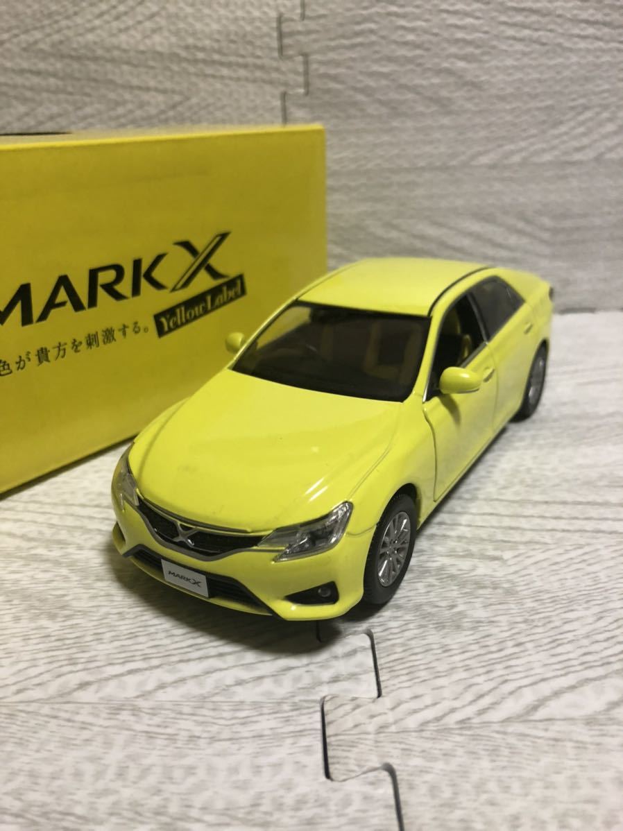 1/30 トヨタ マークX MARK X 中期 特別仕様車 イエローレーベル　非売品 カラーサンプル ミニカー　アウェイクンイエロー