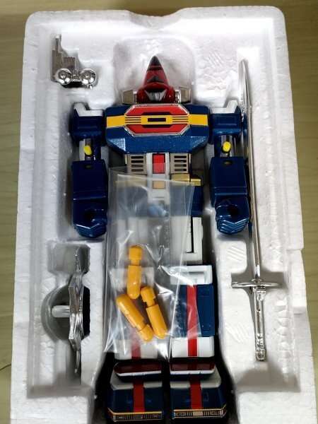 美品 超合金 永遠のヒーローシリーズ ダイナロボ 特別限定 復刻 美品 超合金 永遠のヒーローシリーズ ダイナロボ 特別限定 復刻