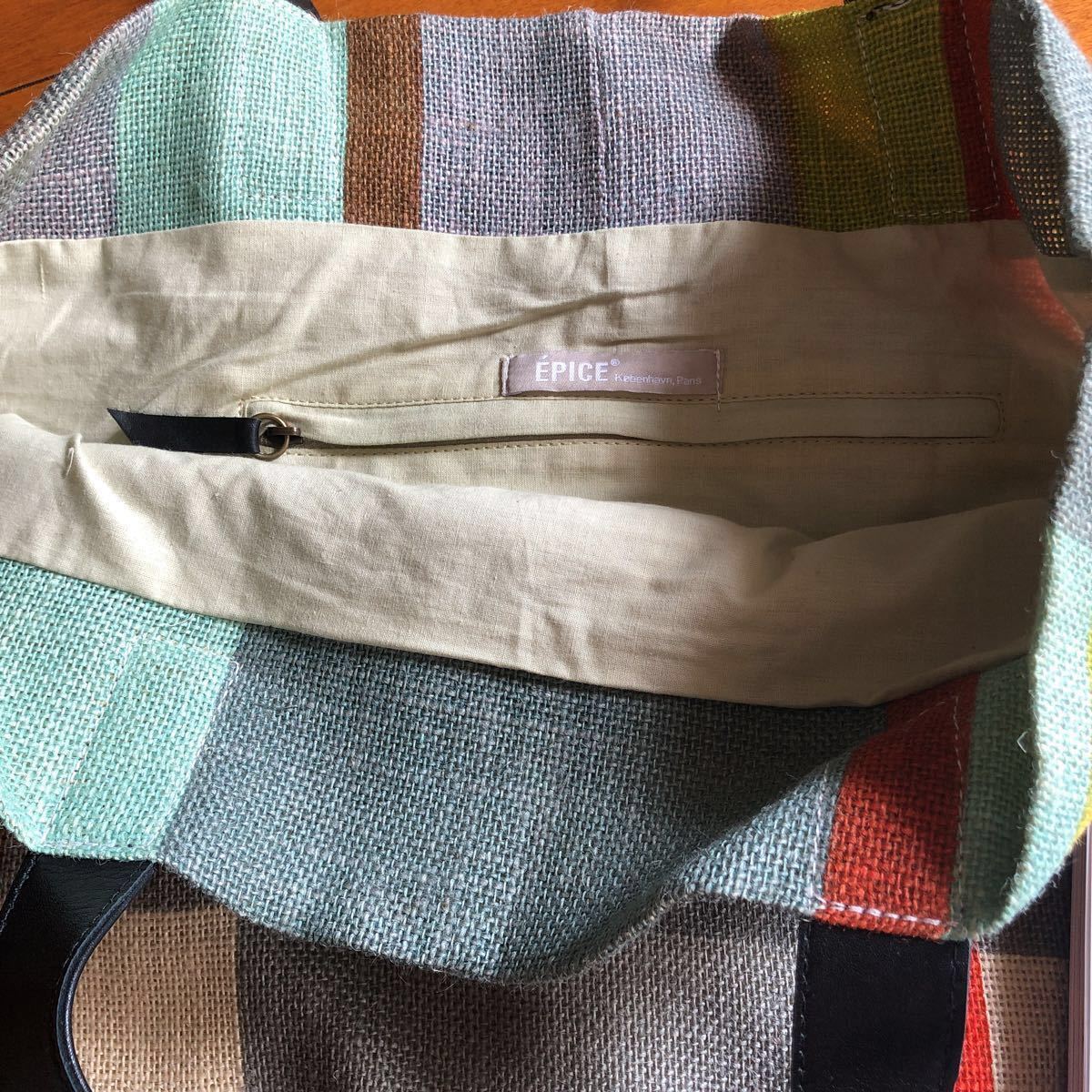 新品 フランスParis購入 EPICEエピス レザー&ジュート素材 大 トートショルダーバッグ ユニセックス おしゃれな大人服 リンネル 青山 1点物_縫製もしっかりしています。